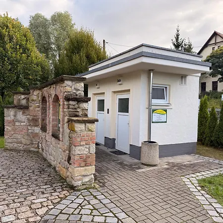 Living House Am Wohnmobilhafen Gessenpark Vakantiehuis *
