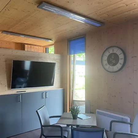 Vakantiehuis Living House Am Wohnmobilhafen Gessenpark Gera