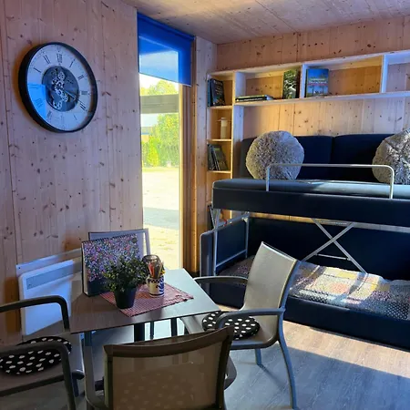 Living House Am Wohnmobilhafen Gessenpark Gera
