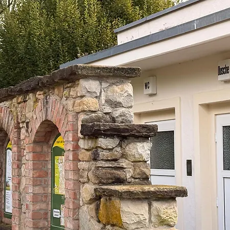 Vakantiehuis Living House Am Wohnmobilhafen Gessenpark *